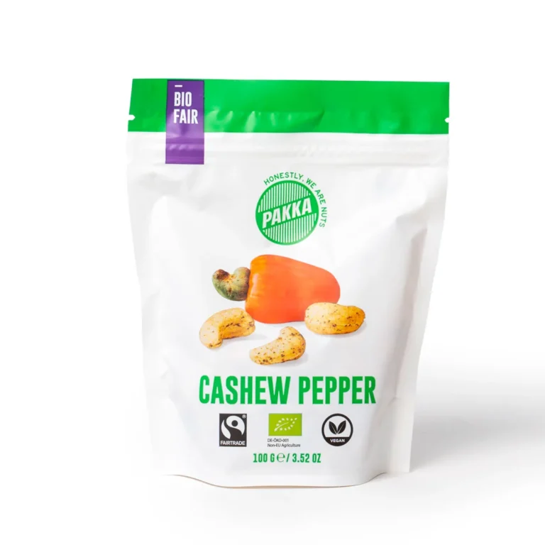 Organic Fairtrade pepper cashews 8x100g