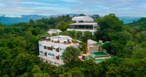 Gaia Hotel & Reserve