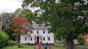 Grand Oak Manor