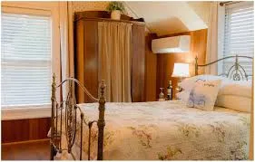 Old World Inn