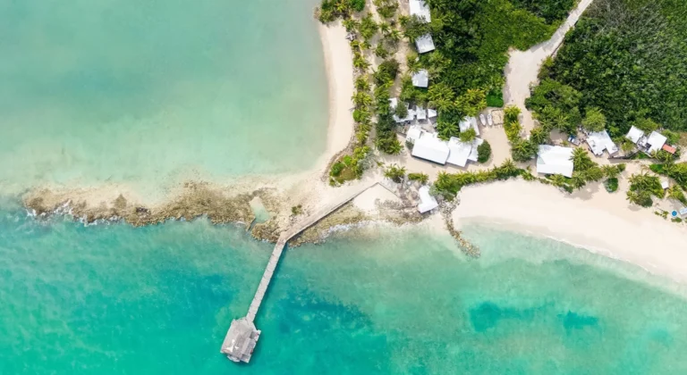 Small Hope Bay Lodge