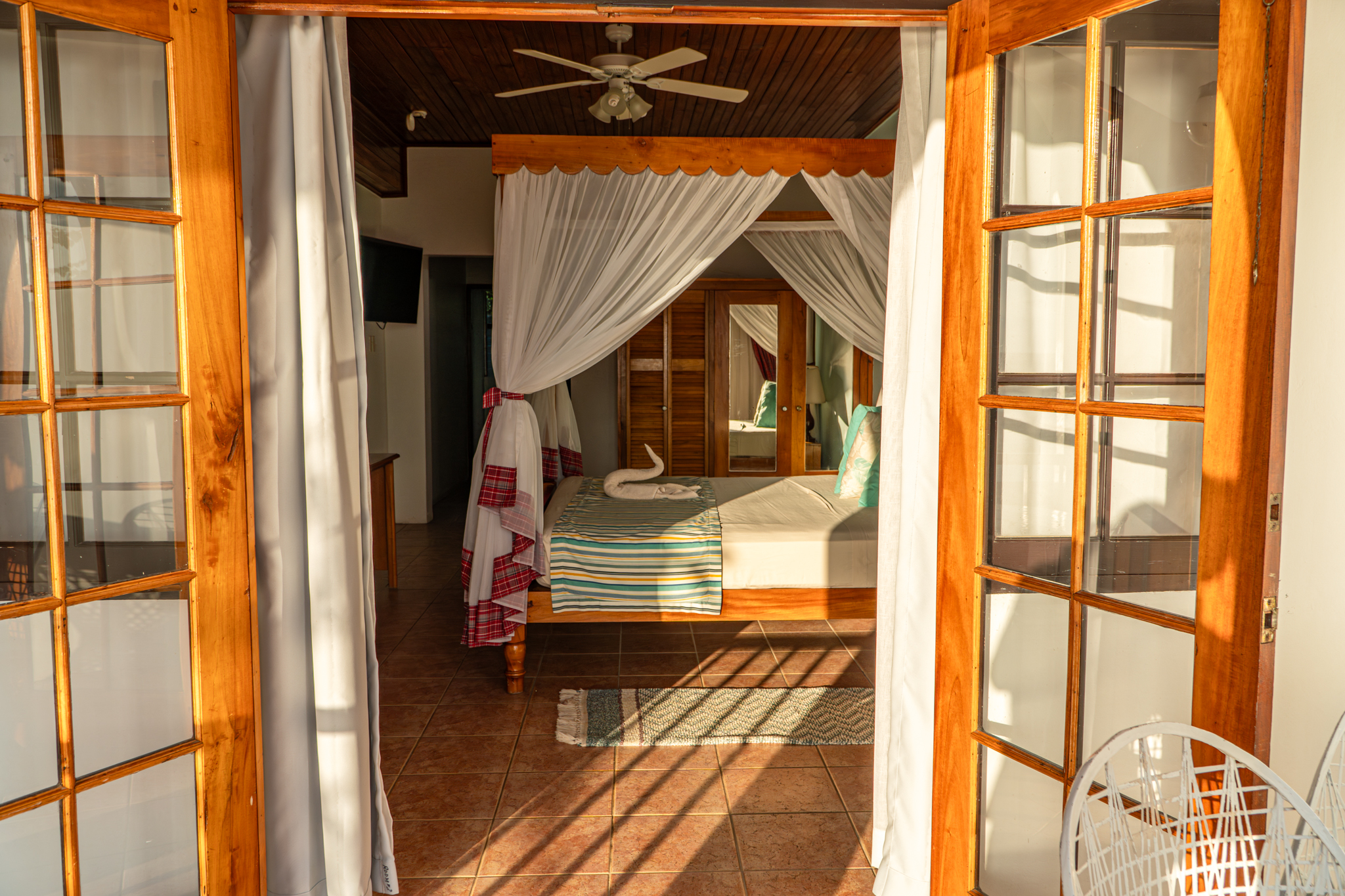 clothing optional nude hotel negril jamaica le mirage2