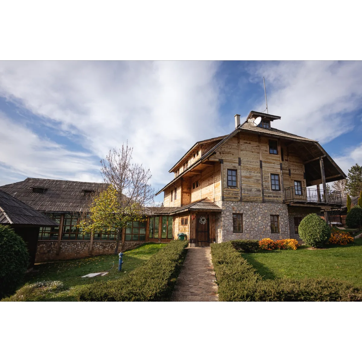 Eco ethno village Vranesa eco stay
