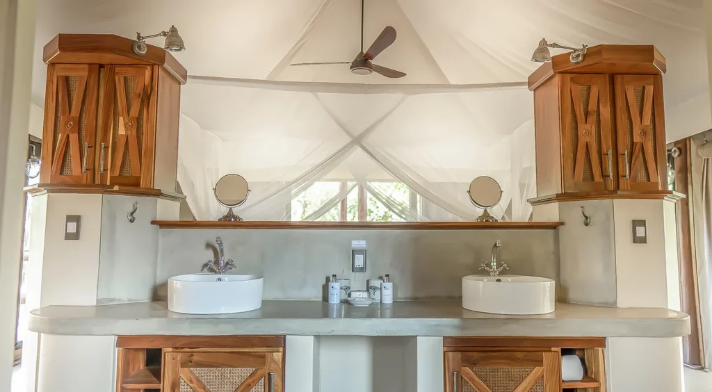Tuli Safari Lodge