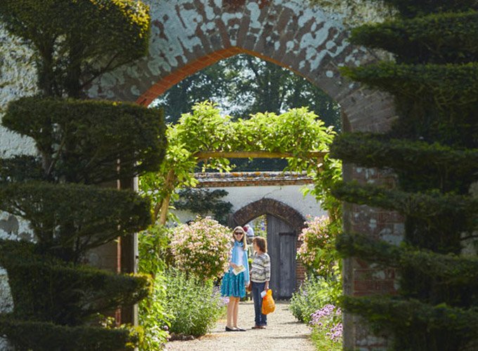 Cranborne Stores