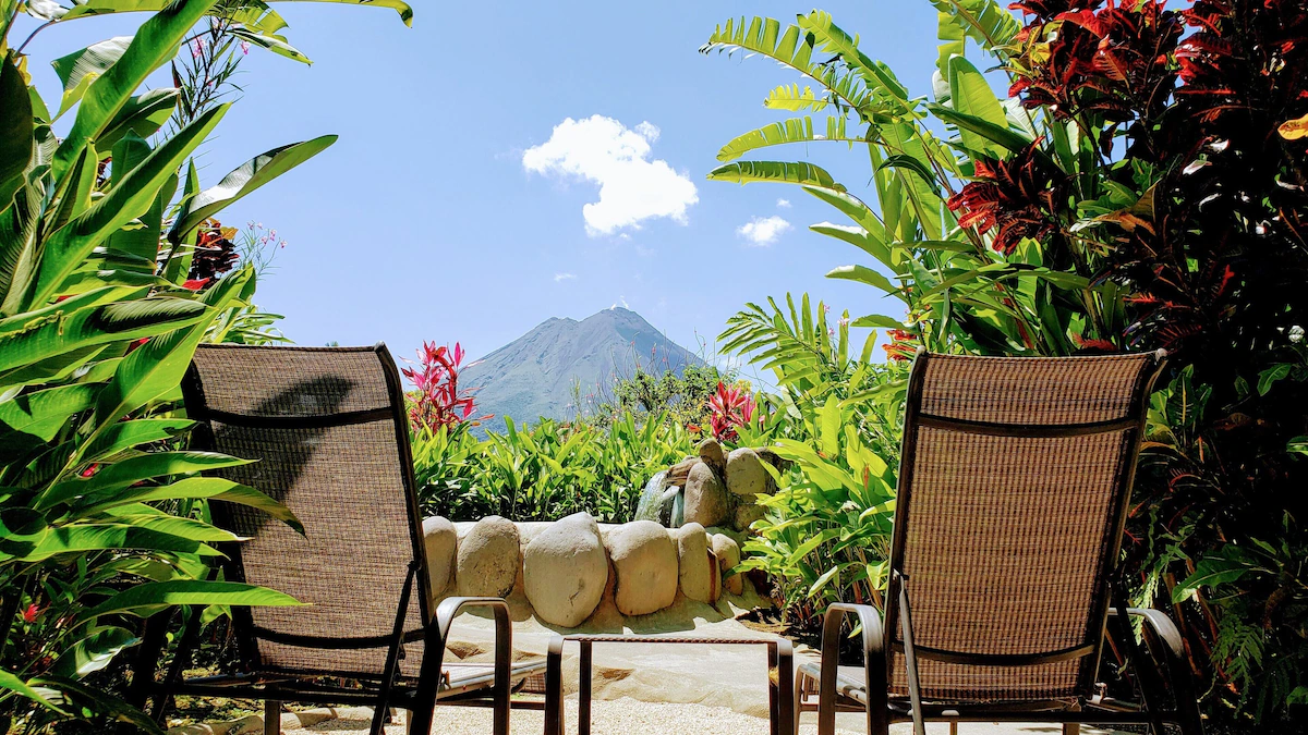 Volcano Lodge, sustainable eco stay in Costa Rica