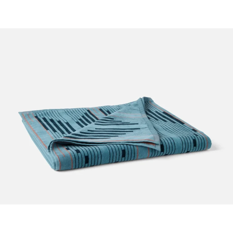 Coyuchi Beach Towels Review: Sustainability & Environment
