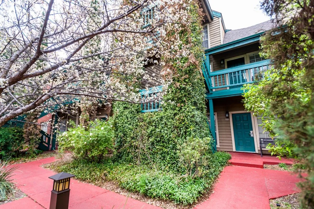 Habitat Suites