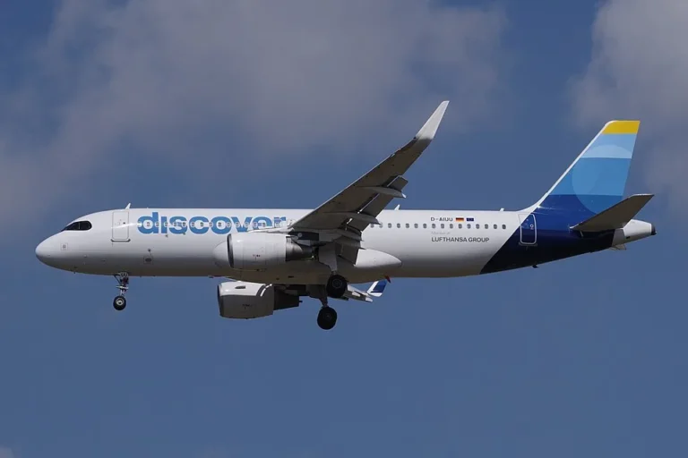 Discover Airlines