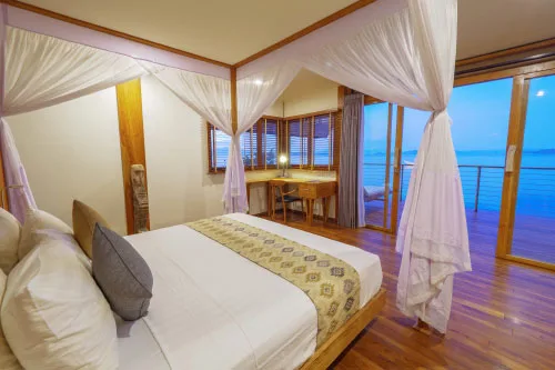 Komodo Resort rooms