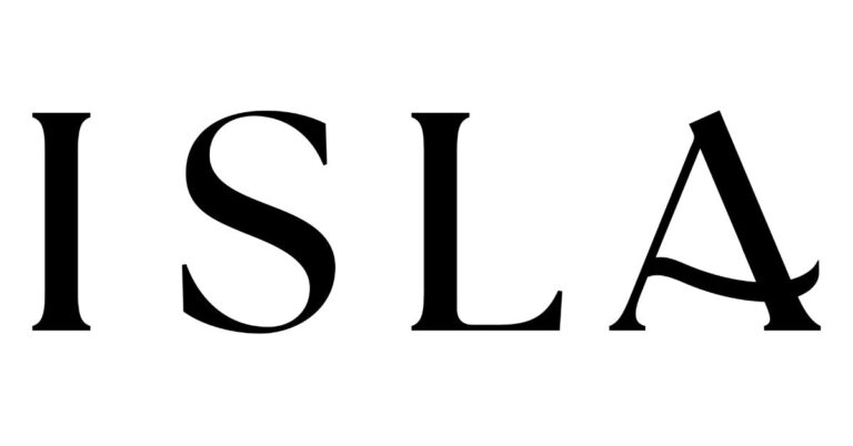 Isla In Bloom