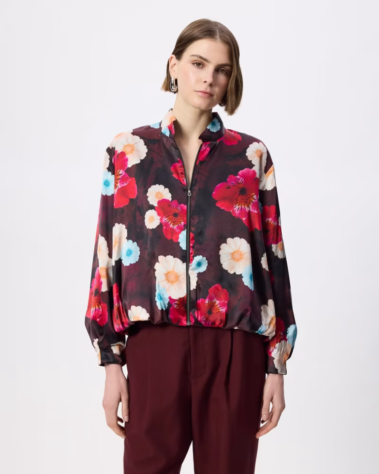 The Social Outfit
